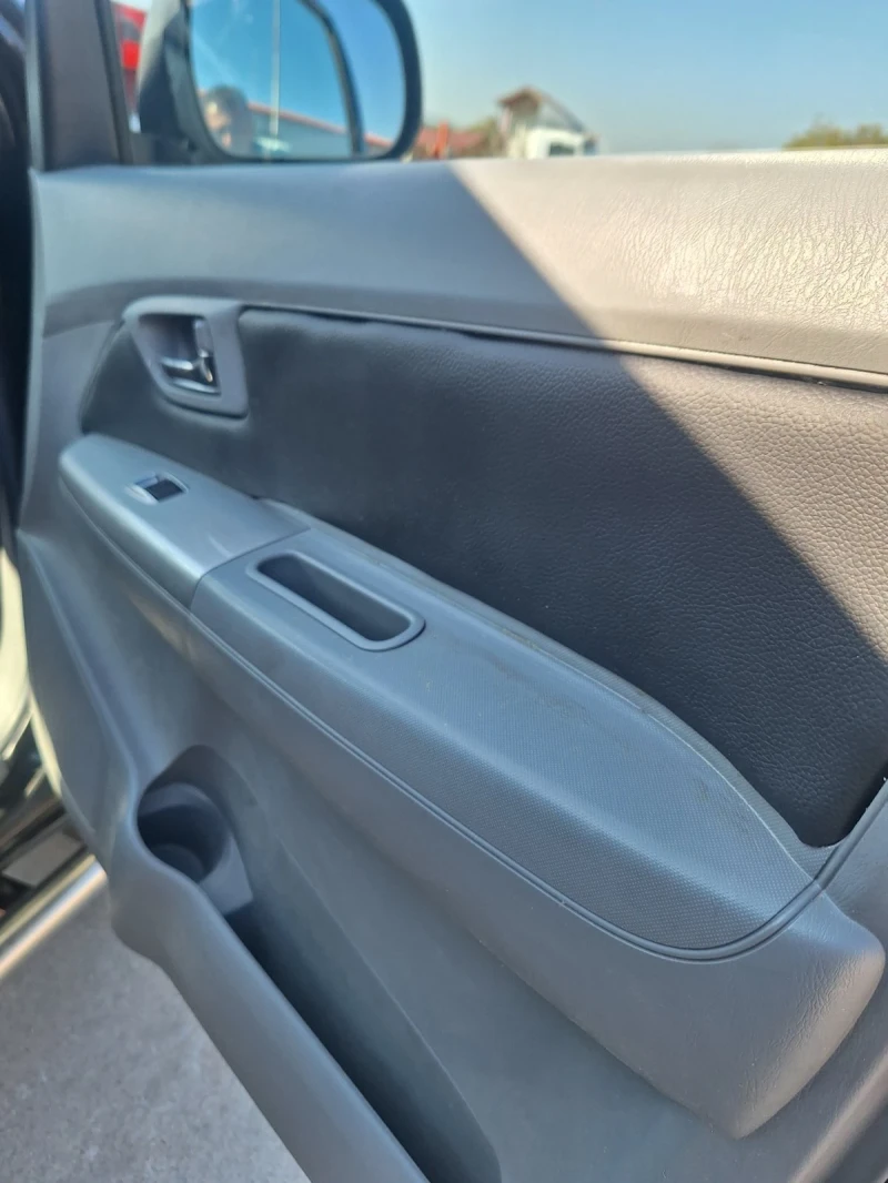 Toyota Hilux, снимка 8 - Автомобили и джипове - 52419260