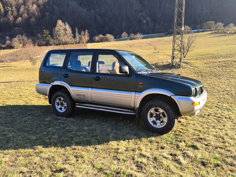Nissan Terrano, снимка 4 - Автомобили и джипове - 53198911