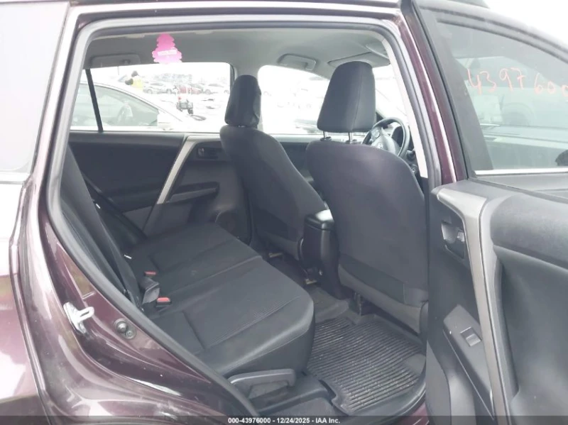 Toyota Rav4 2.5l Le, снимка 8 - Автомобили и джипове - 53335771