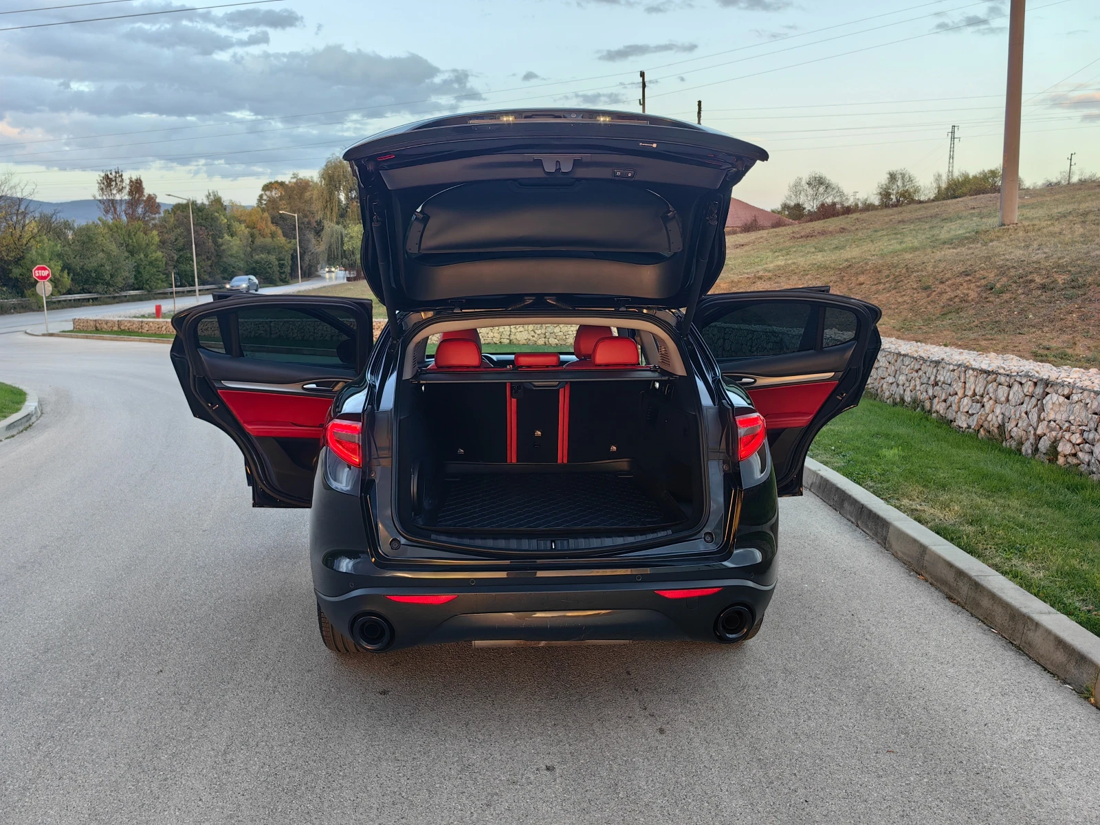 Alfa Romeo Stelvio Ti Vulcano Black | Mobile.bg   14
