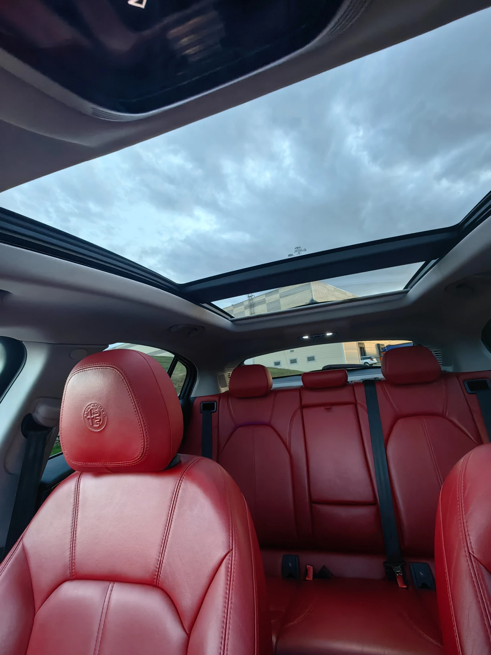 Alfa Romeo Stelvio Ti Vulcano Black | Mobile.bg   15