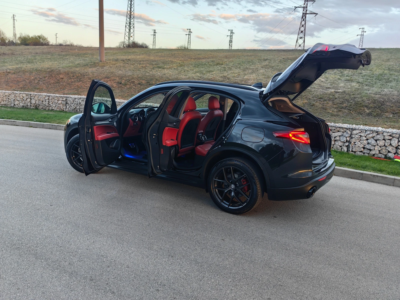 Alfa Romeo Stelvio Ti Vulcano Black | Mobile.bg   12