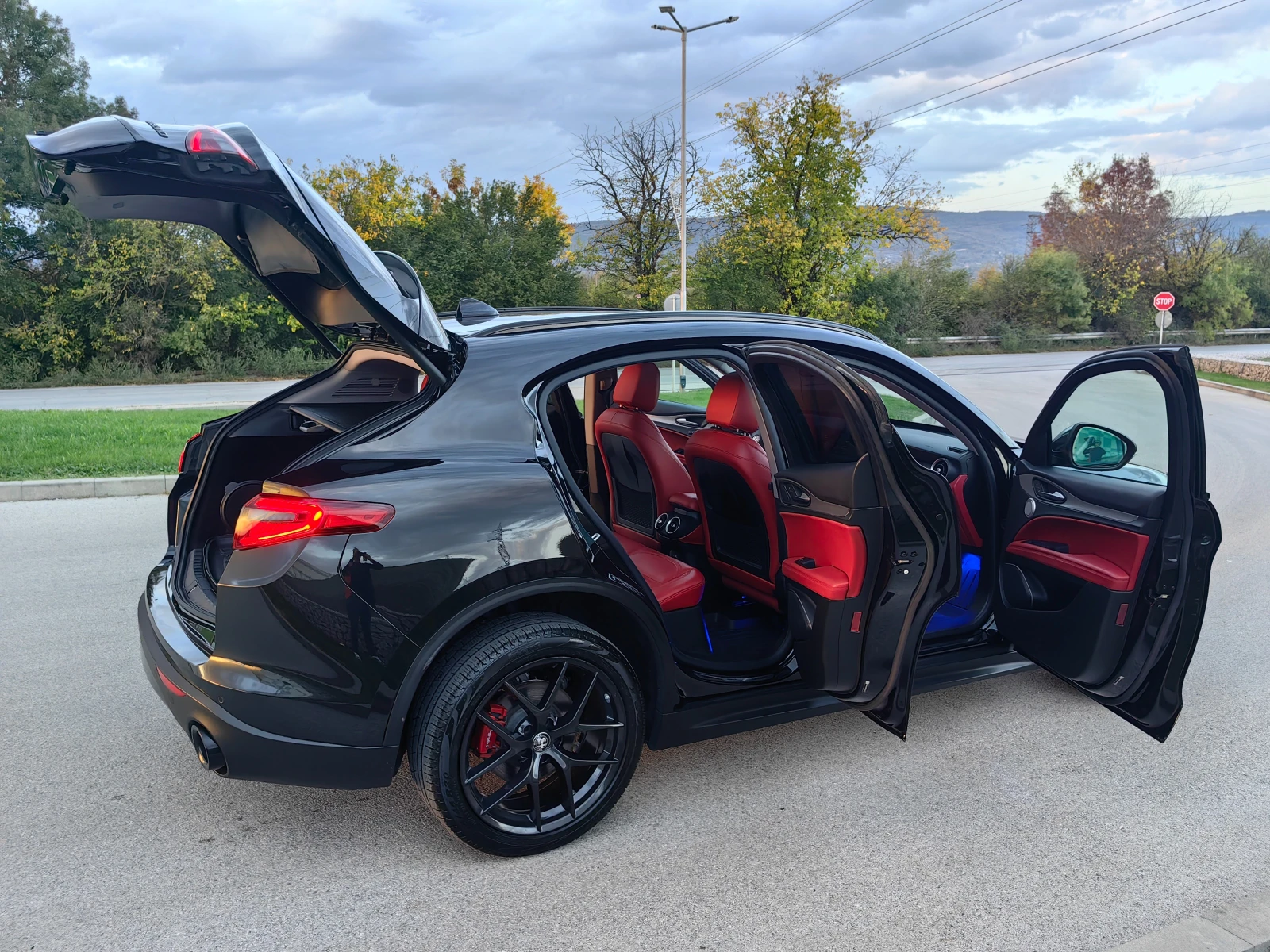 Alfa Romeo Stelvio Ti Vulcano Black | Mobile.bg   13