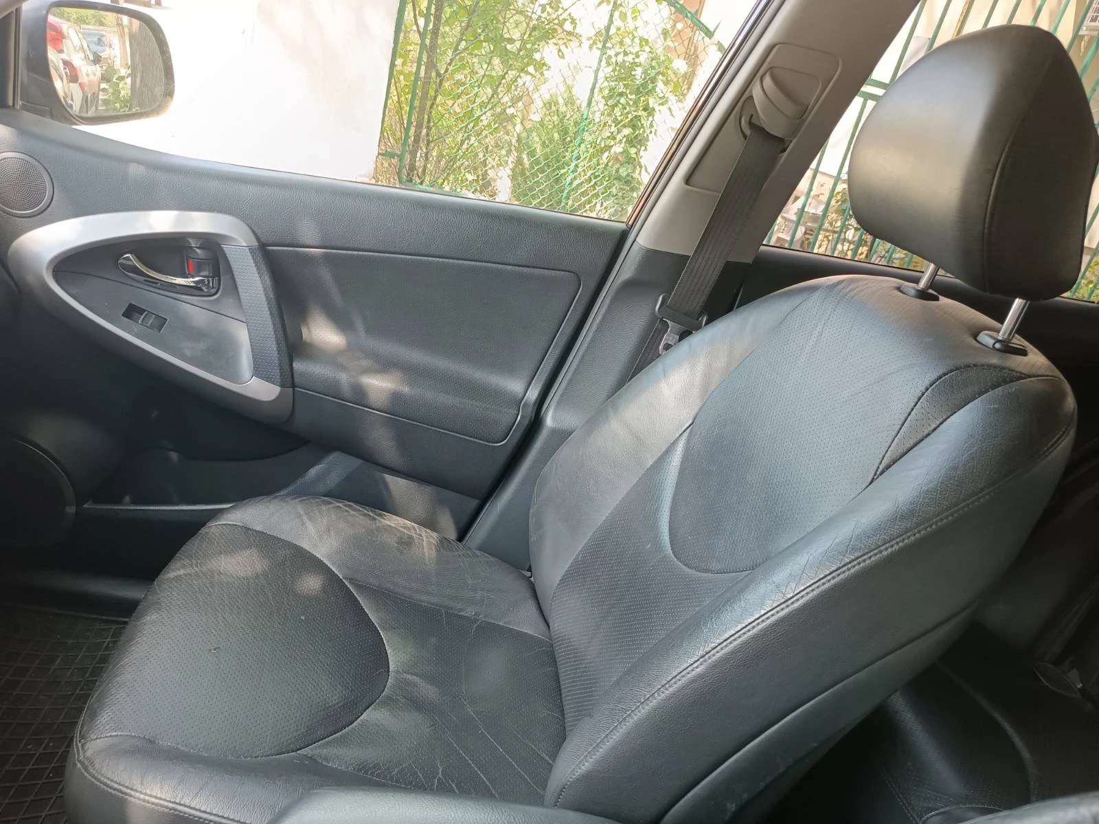 Toyota Rav4 D4D - изображение 7