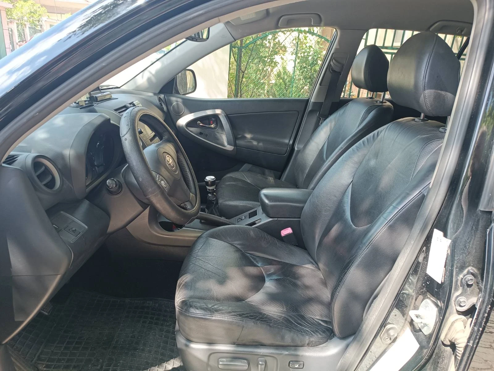 Toyota Rav4 D4D - изображение 10