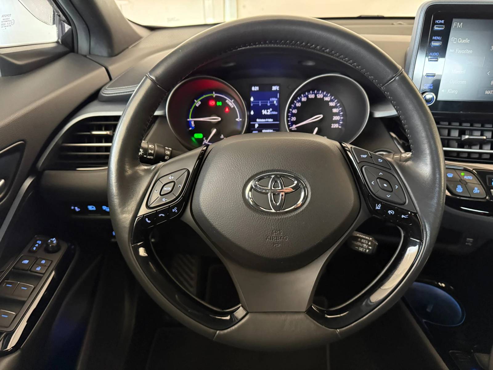 Toyota C-HR 2.0i* 184*        | Mobile.bg   11