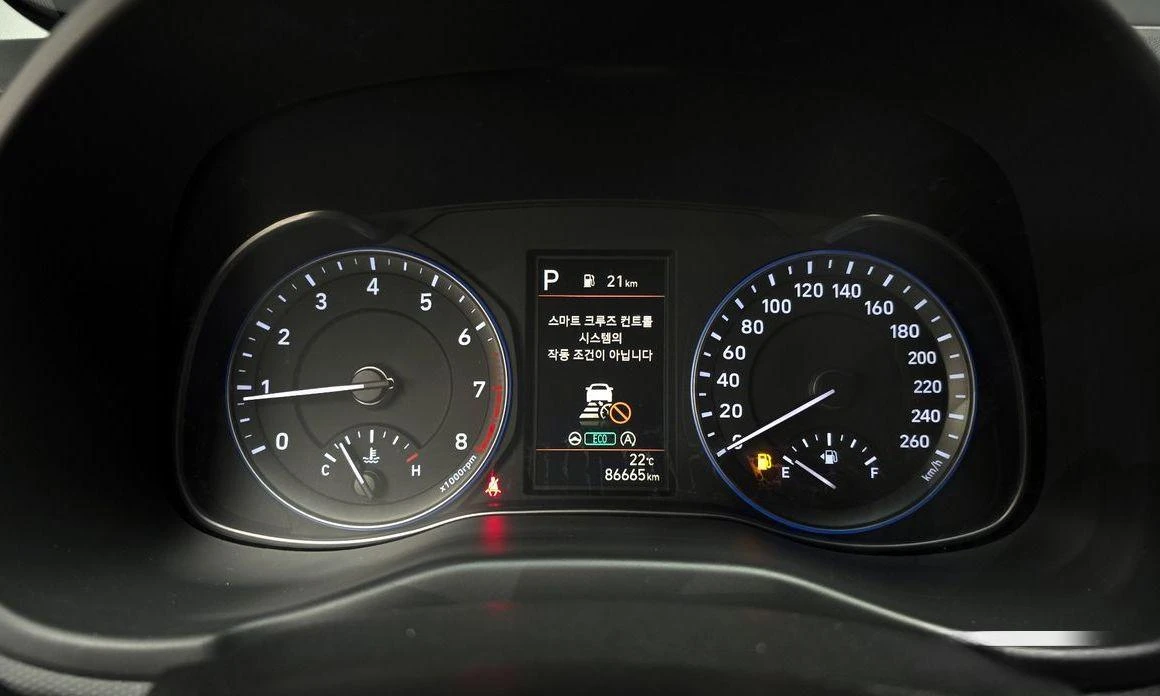 Hyundai Kona Gasoline 1.6 Turbo 4WD Inspiration - изображение 8