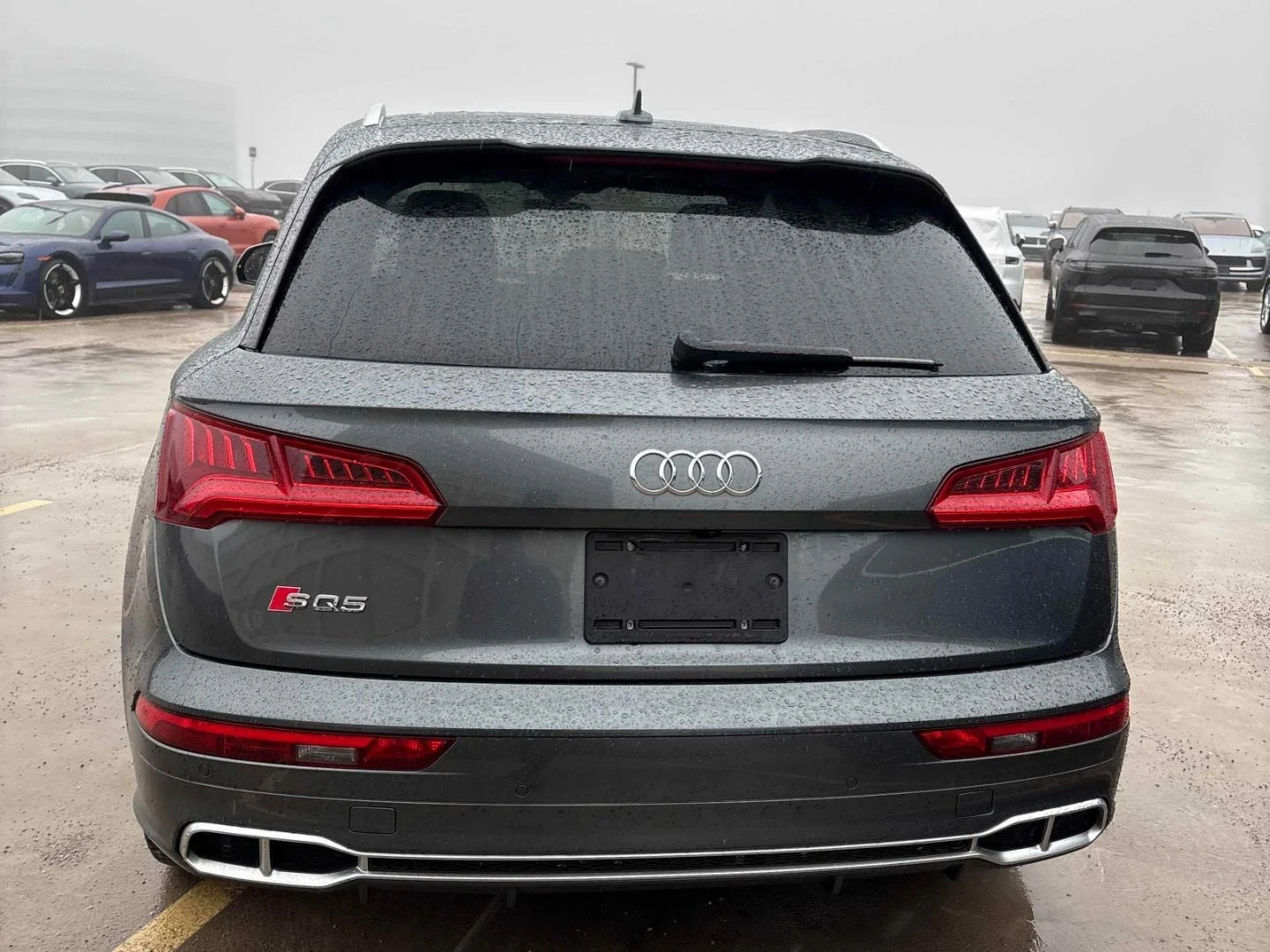 Audi SQ5 Technik* B&O* Matrix* Камера* Подгрев, снимка 5 - Автомобили и джипове - 53815239