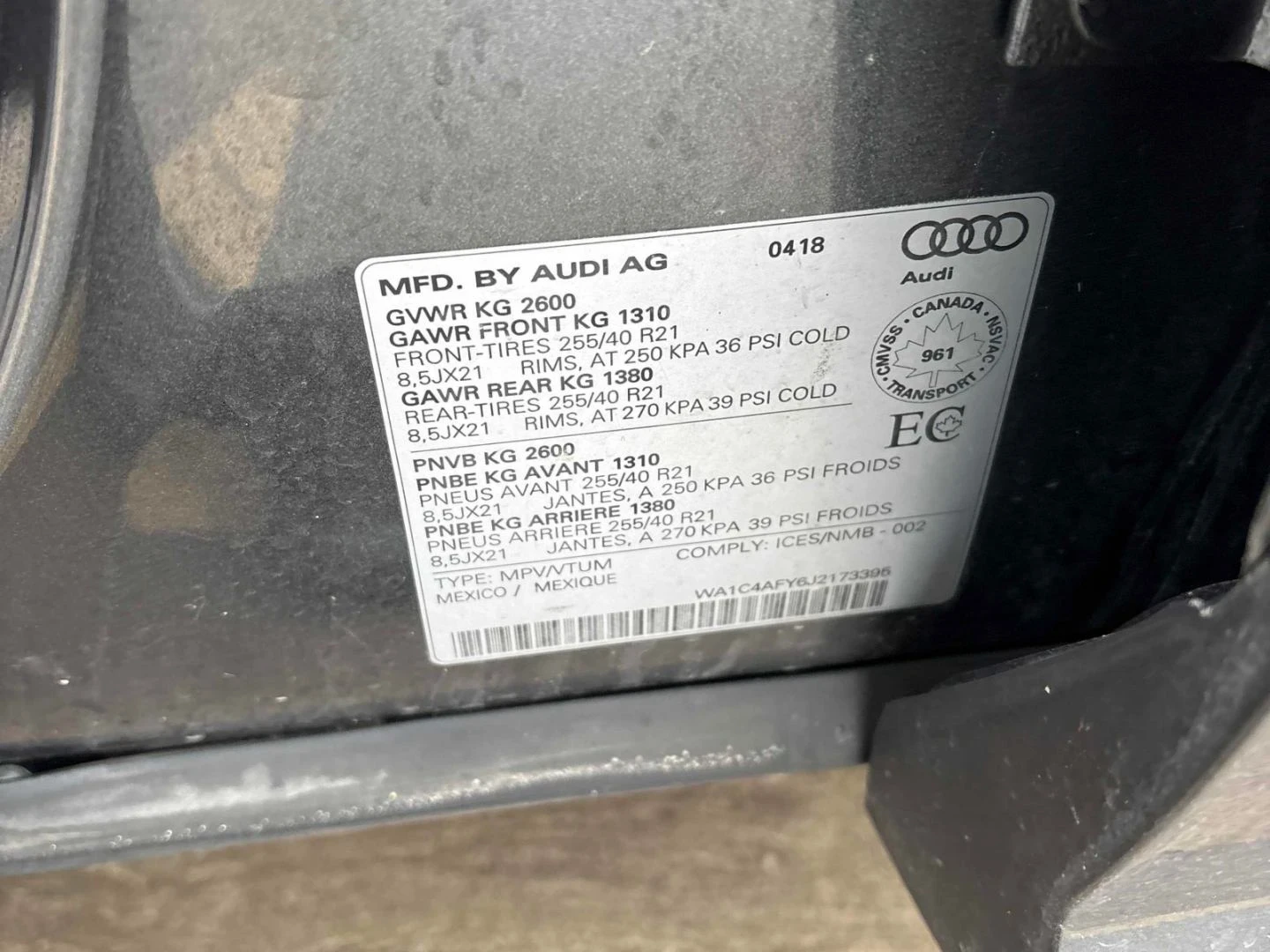 Audi SQ5 Technik* B&O* Matrix* Камера* Подгрев, снимка 11 - Автомобили и джипове - 53815239