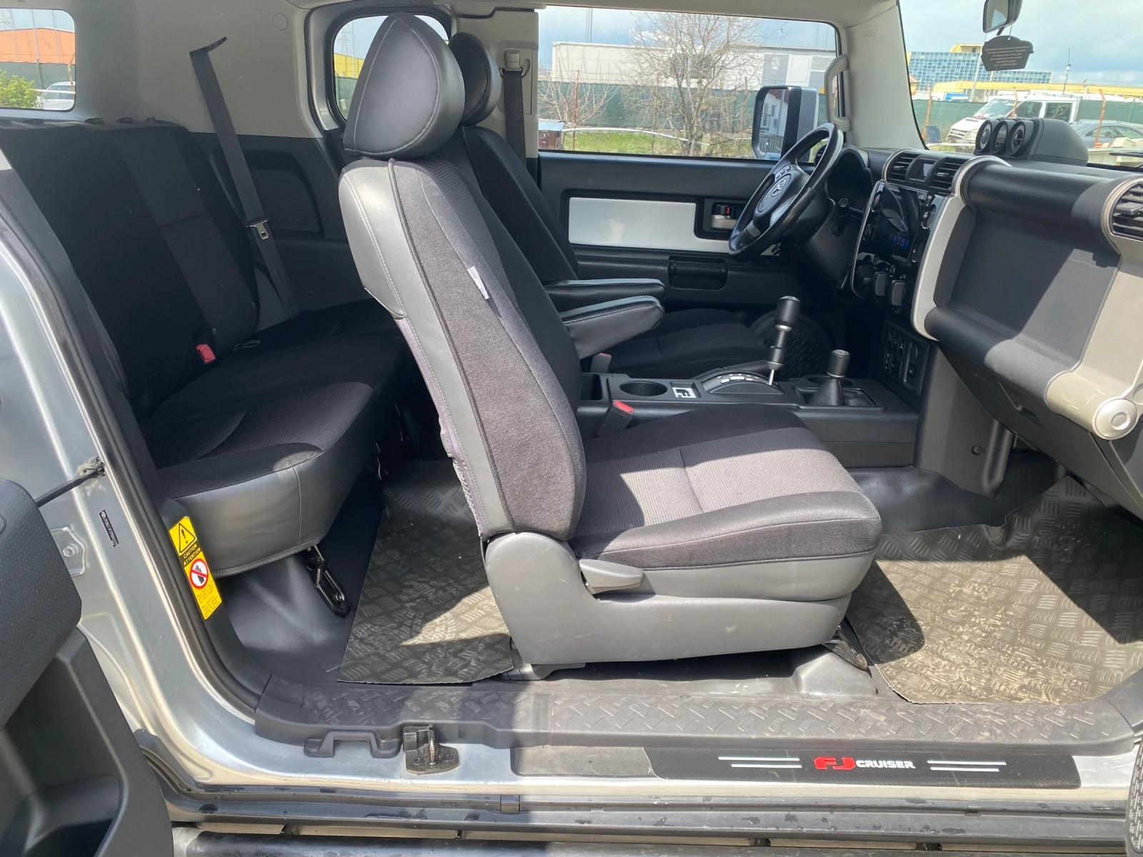 Toyota Fj cruiser 4.0i V6 | Mobile.bg � ����������� 10