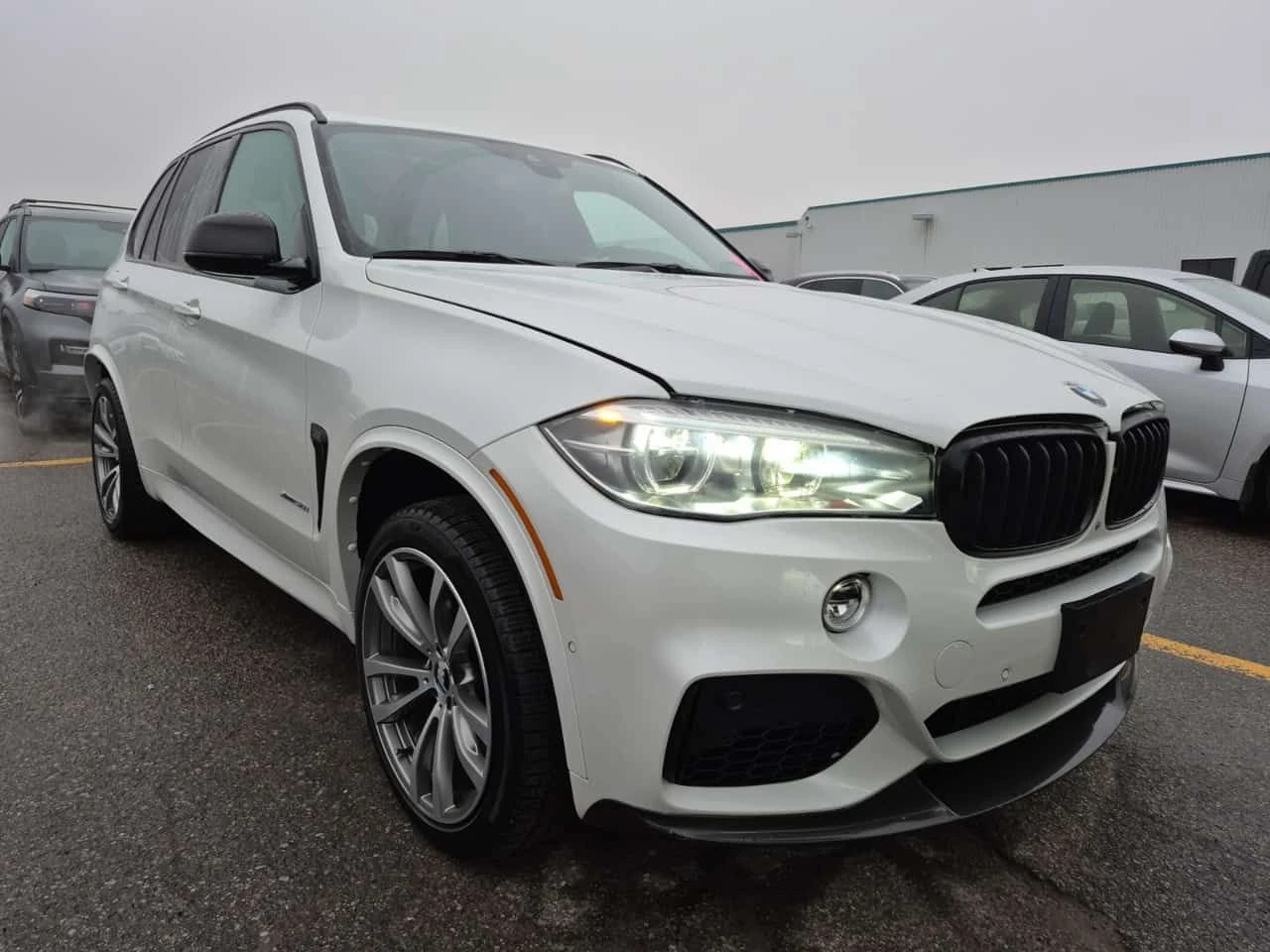 BMW X5 XDRIVE50I| ПАНОРАМА| ПАМЕТ| 2 КЛЮЧА| CARFAX, снимка 2 - Автомобили и джипове - 54218148