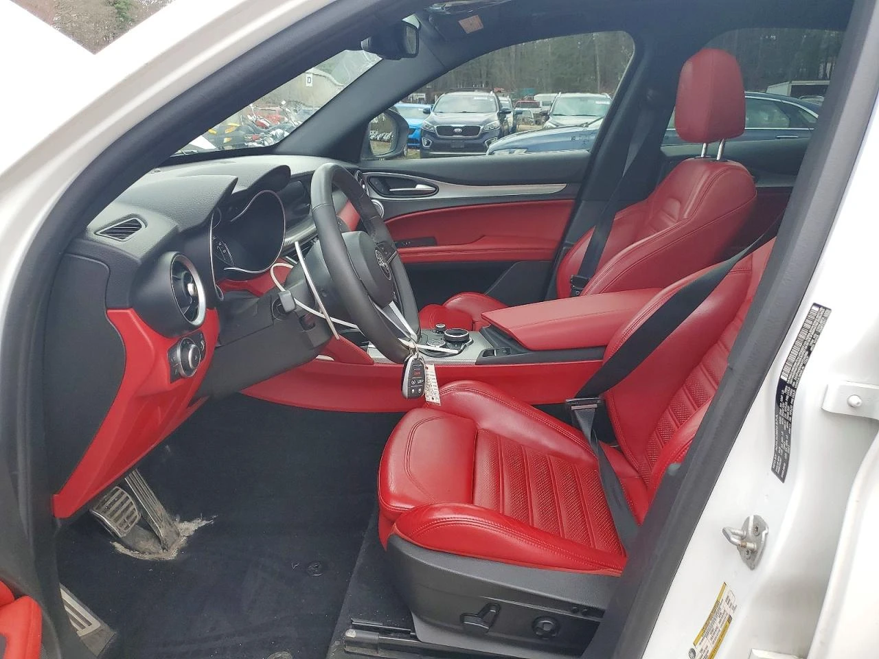 Alfa Romeo Stelvio 2.0l Ti, снимка 7 - Автомобили и джипове - 54241462