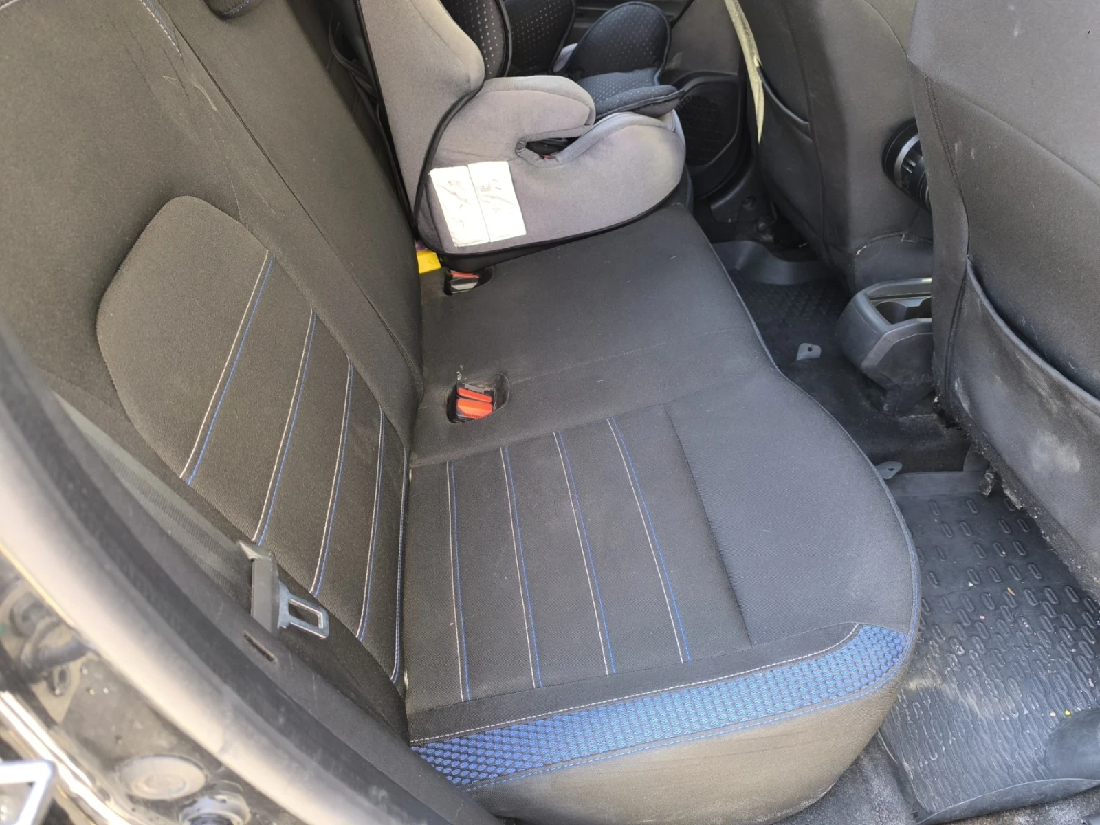 Dacia Duster 119k km Blue Line Eco-G 100- Газ, снимка 3 - Автомобили и джипове - 54890014