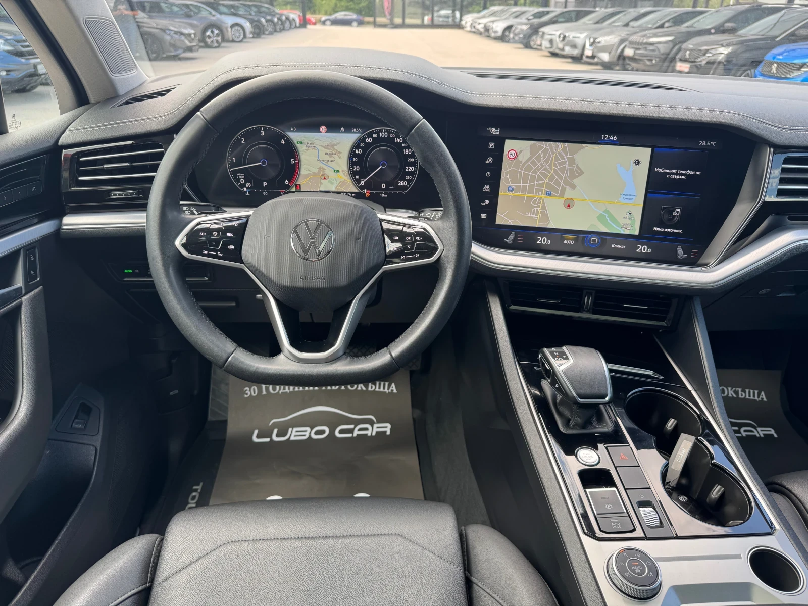 VW Touareg 3.0TDI-KEYLESS-PANORAMA-MEMORY-ПОДГРЕВ-93000км., снимка 11 - Автомобили и джипове - 54967692