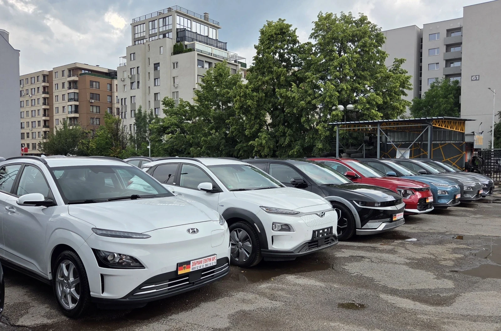 Hyundai Kona SOH100%ГАРАНЦИОННА/СЕРВИЗНА КНИЖКА, снимка 16 - Автомобили и джипове - 55005737