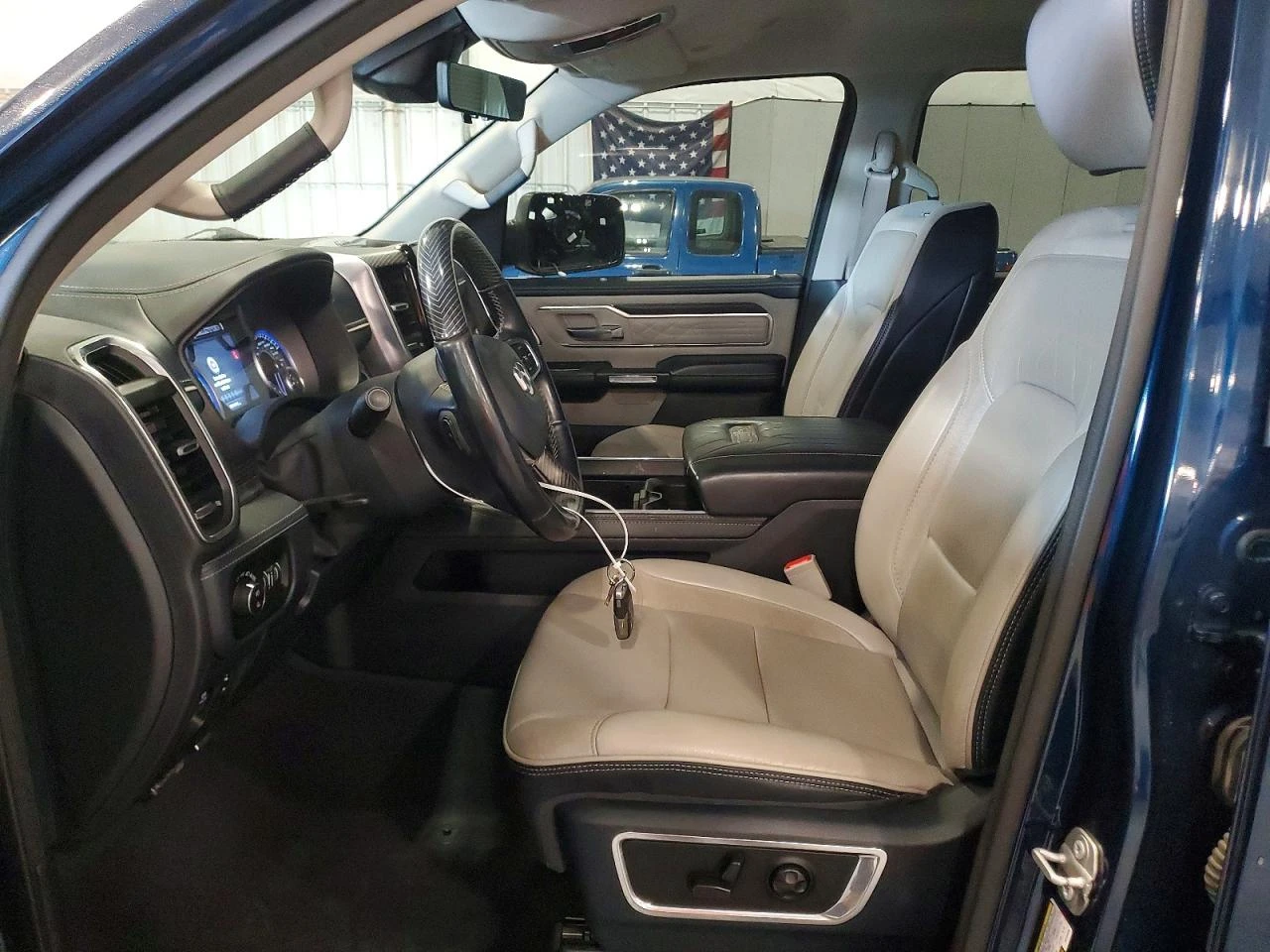 Dodge RAM 1500 5.7 LIMITED * Голяма навигация* Клип на двигателя, снимка 7 - Автомобили и джипове - 55624404