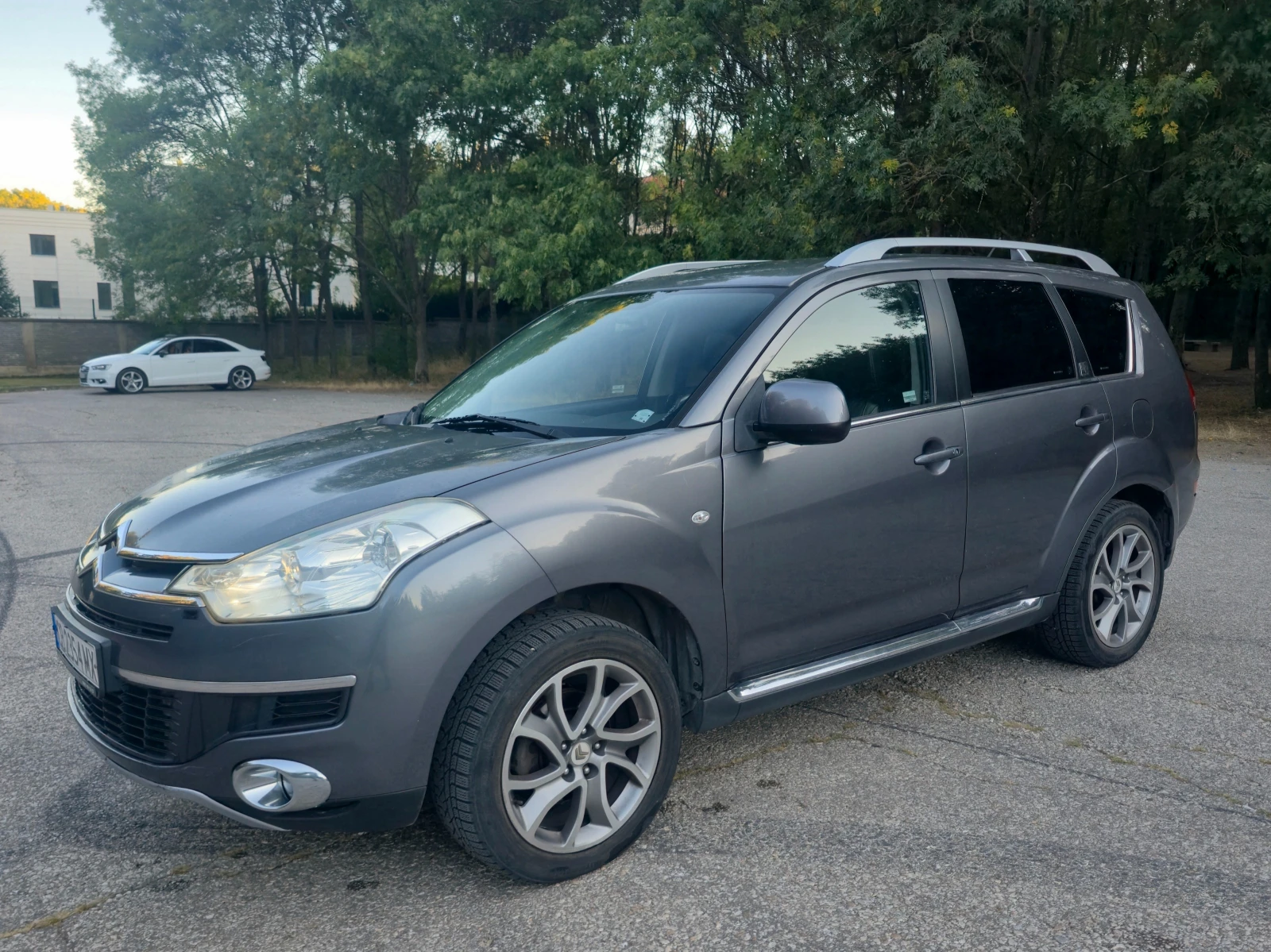 Citroen C-Crosser 2.2 HDI Навигация, снимка 2 - Автомобили и джипове - 56011739