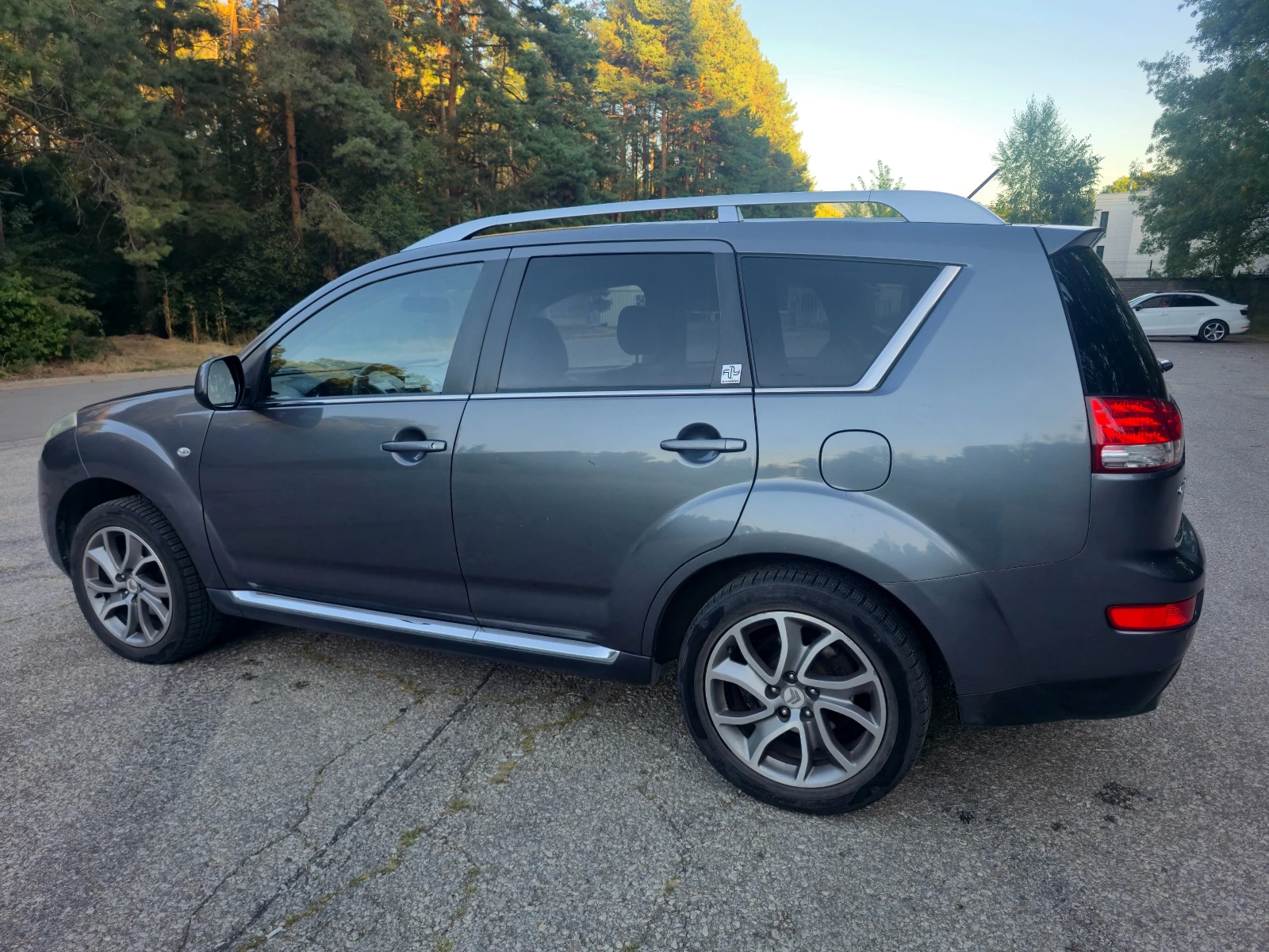 Citroen C-Crosser 2.2 HDI Навигация, снимка 9 - Автомобили и джипове - 56011739