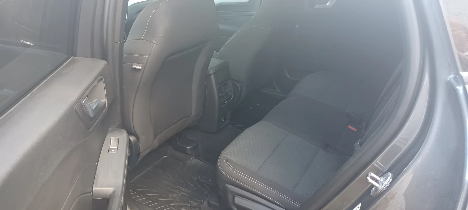Ford Kuga, снимка 13 - Автомобили и джипове - 56210747