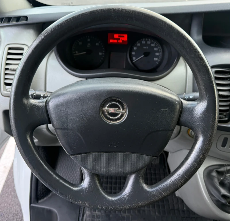 Opel Vivaro 2.0 CDTI/114kc/6ck/Климатик/L2H1/172000км!, снимка 10 - Бусове и автобуси - 53461340
