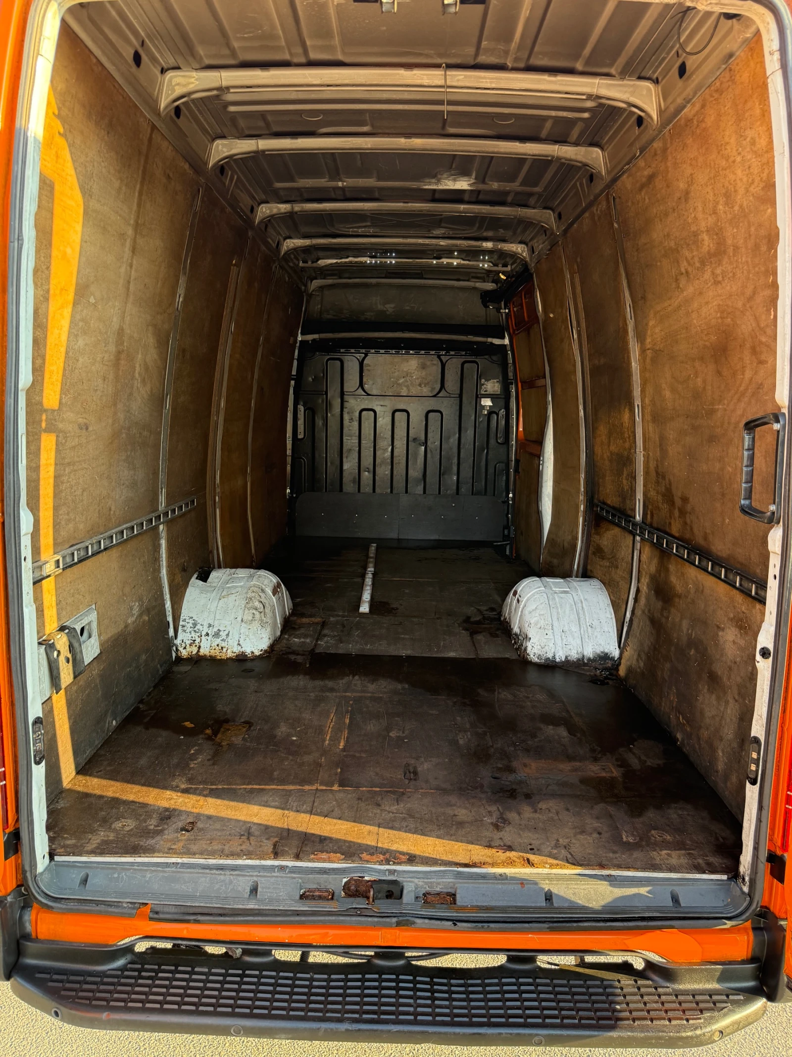 Iveco 35c15 Maxi - изображение 9