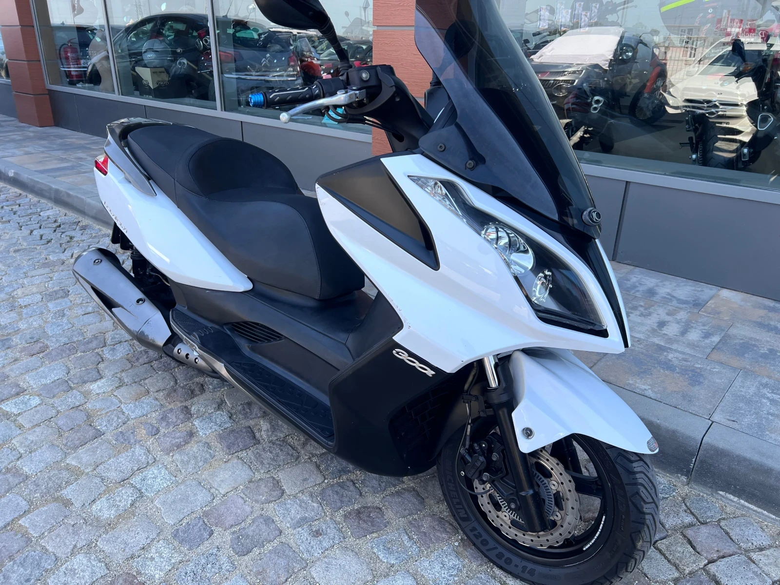Kymco Downtown 300 - изображение 2