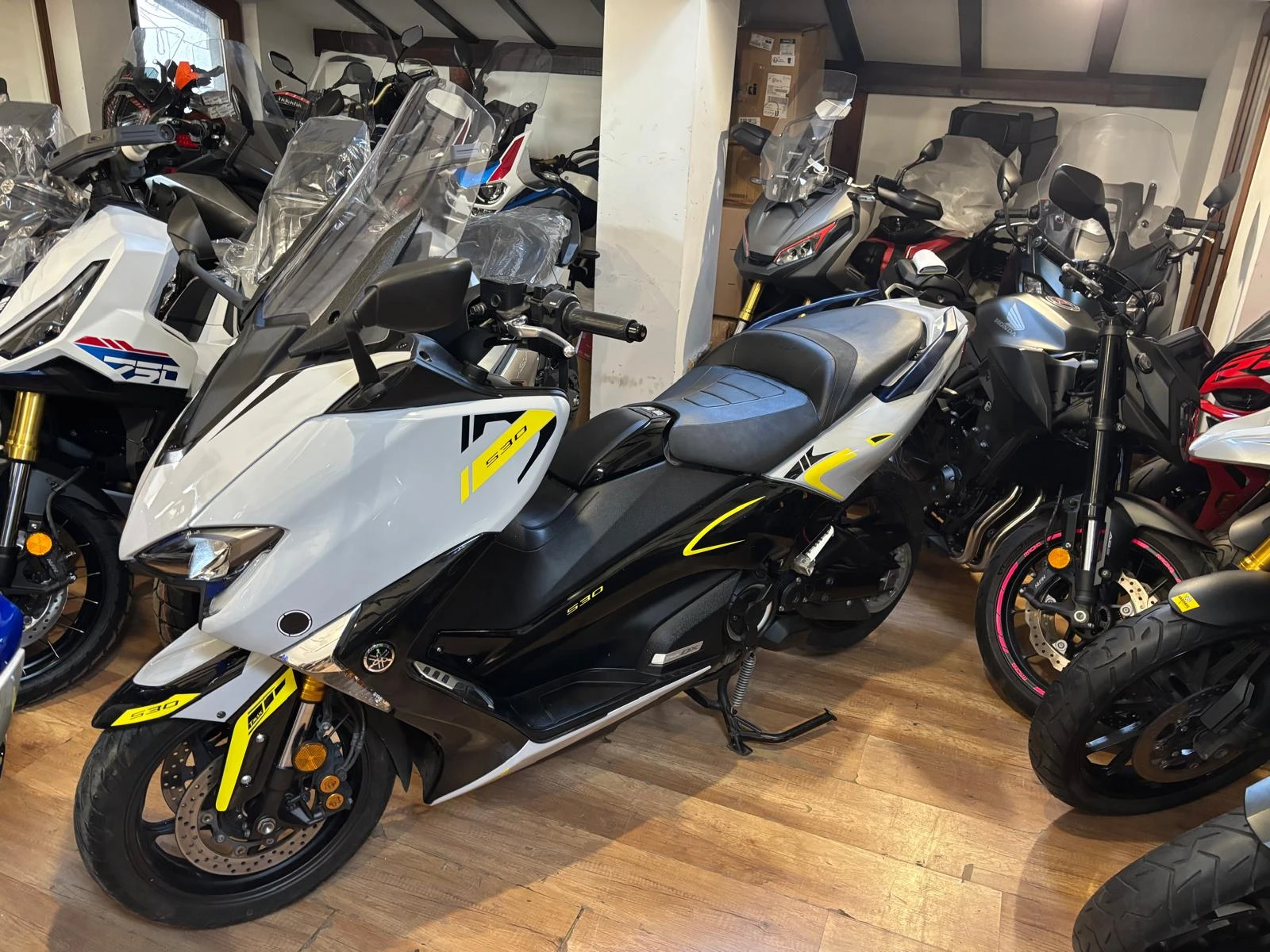 Yamaha T-max 530 DX, снимка 2 - Мотоциклети и мототехника - 52313920