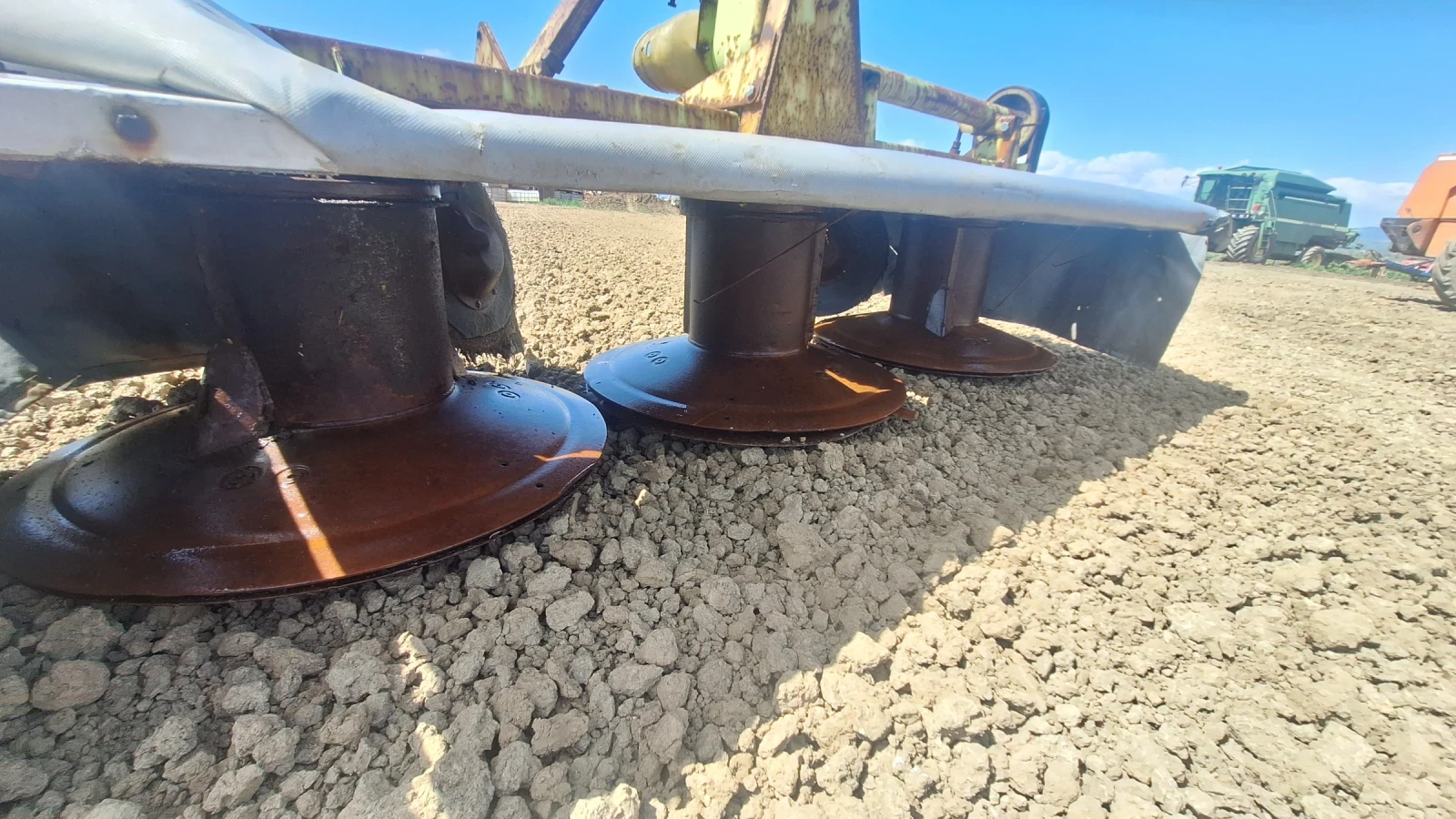 Сенокосачка Krone, снимка 3 - Селскостопанска техника - 54241416