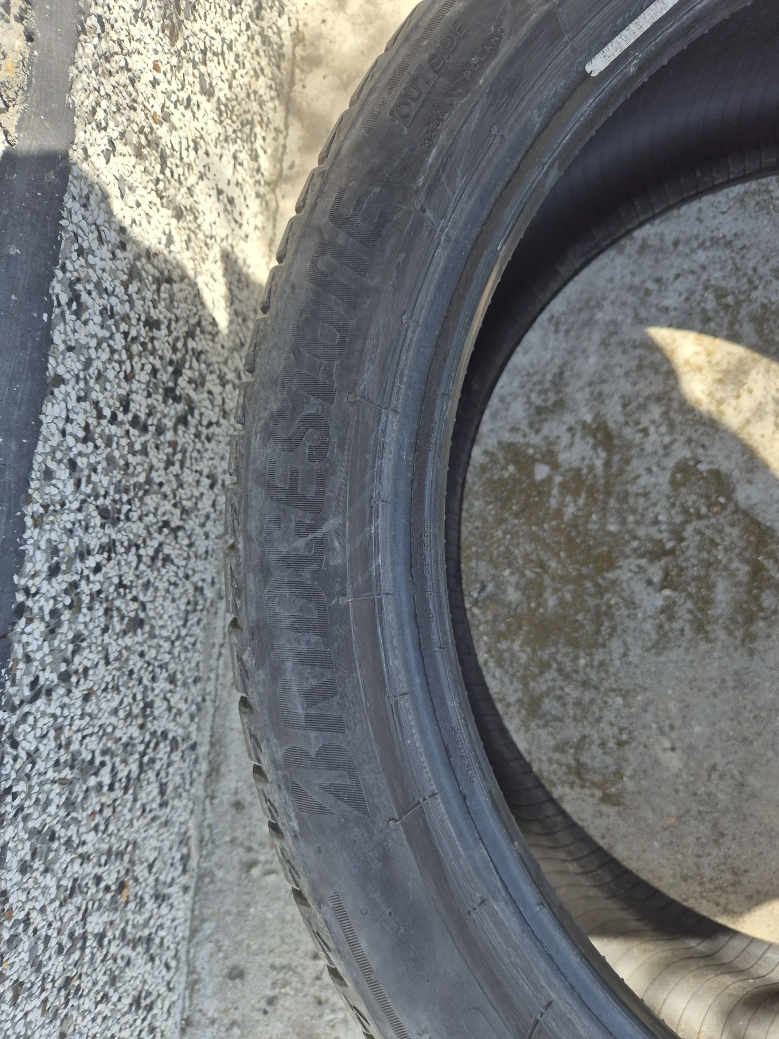 Гуми Летни 245/40R19, снимка 3 - Гуми и джанти - 54336569