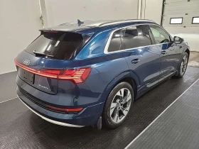 Audi E-Tron TECHNIK| HEAD-UP| 360 КАМЕРИ| PANO| 2 КЛЮЧА, снимка 3