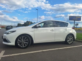 Toyota Auris, снимка 1