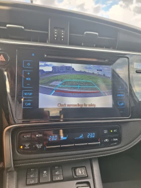 Toyota Auris, снимка 9