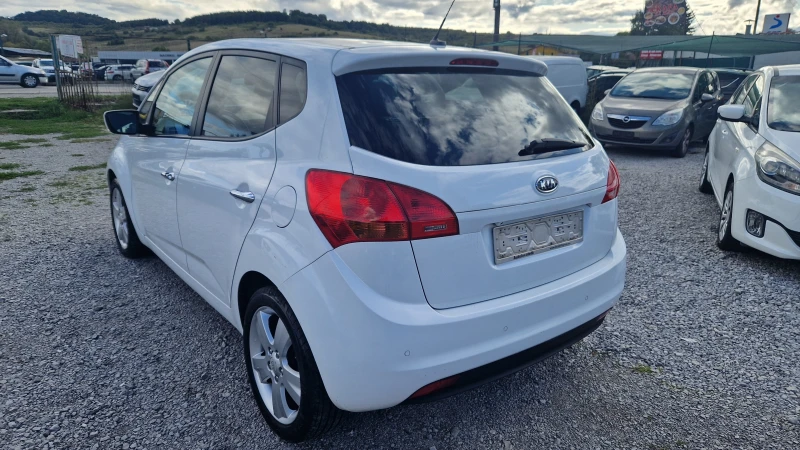 Kia Venga 1.6CRDI* 116ks* FULL * , снимка 5 - Автомобили и джипове - 47269797