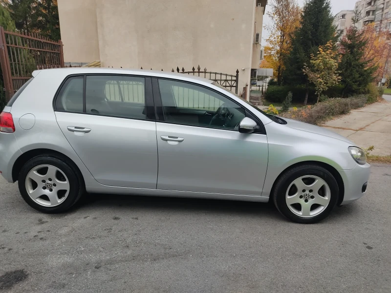 VW Golf 1.2TSI, снимка 4 - Автомобили и джипове - 47819262