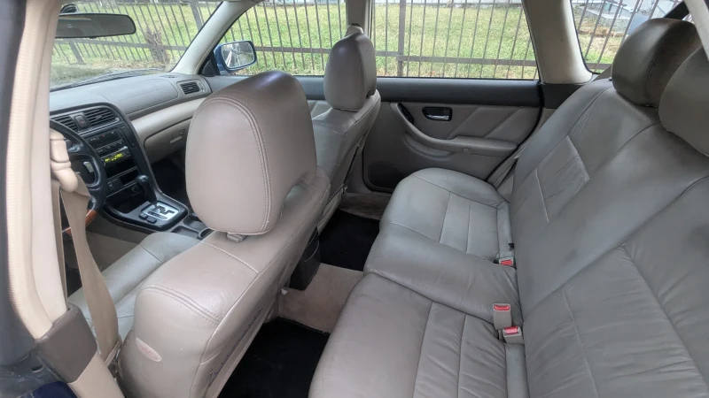 Subaru Outback, снимка 8 - Автомобили и джипове - 48889821