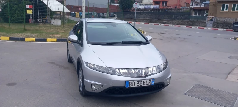 Honda Civic 1.4 BENZIN , снимка 15 - Автомобили и джипове - 52605574