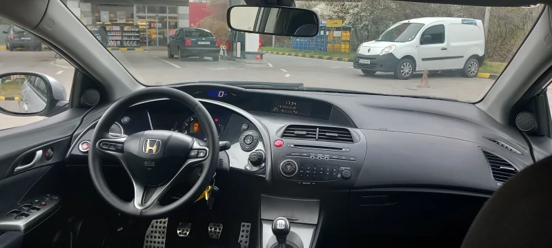 Honda Civic 1.4 BENZIN , снимка 11 - Автомобили и джипове - 52605574