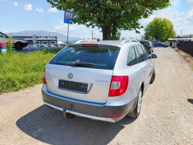 Skoda Superb 2.0 TDI SCOUT , снимка 5 - Автомобили и джипове - 51601663