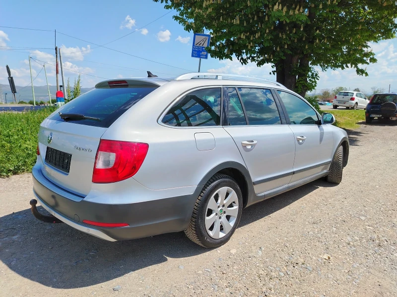 Skoda Superb 2.0 TDI SCOUT , снимка 7 - Автомобили и джипове - 51601663