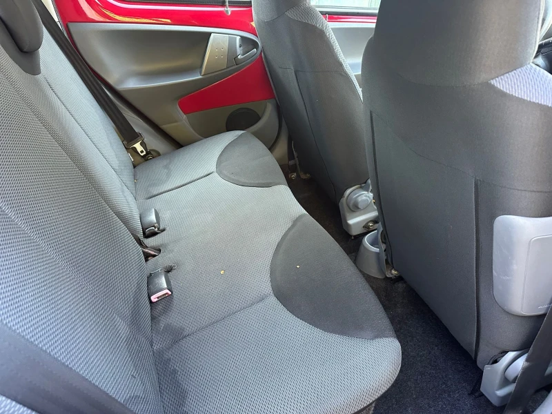 Toyota Aygo 1, 000 EURO4, снимка 10 - Автомобили и джипове - 50666882