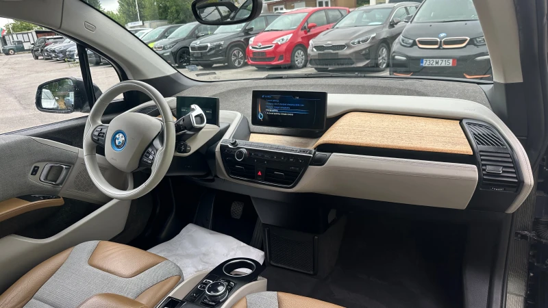 BMW i3 60 Ah, снимка 13 - Автомобили и джипове - 51378348