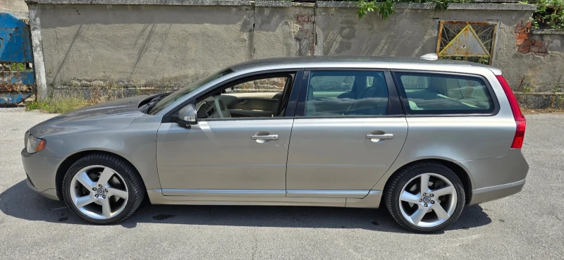 Volvo V70 T6 AWD LPG, снимка 5 - Автомобили и джипове - 51385583