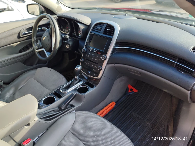 Chevrolet Malibu 2.5 LT, снимка 10 - Автомобили и джипове - 52474008