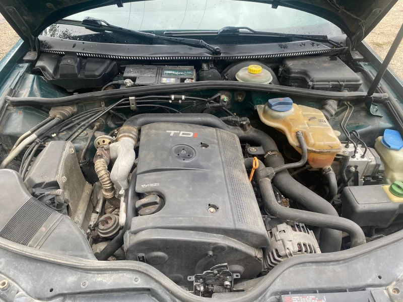 VW Passat, снимка 14 - Автомобили и джипове - 52451518