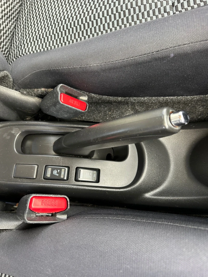 Nissan Micra 1.2 I  98kc, снимка 16 - Автомобили и джипове - 52247310