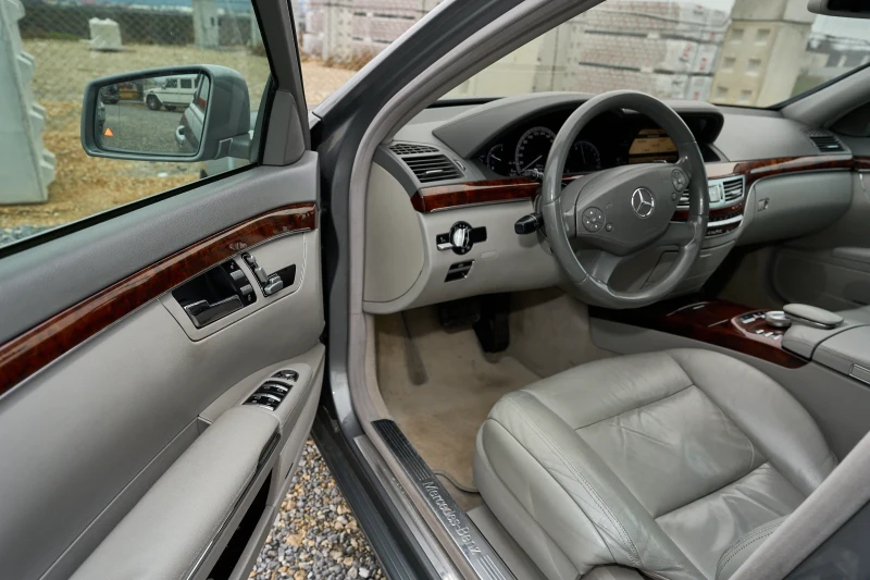 Mercedes-Benz S 350 Facelift * 4matic * сменени вериги * обслужена, снимка 9 - Автомобили и джипове - 52891360