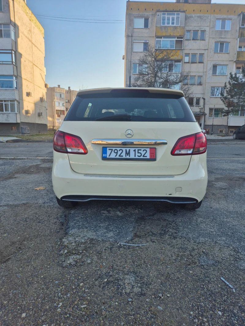 Mercedes-Benz B 180, снимка 4 - Автомобили и джипове - 52914433