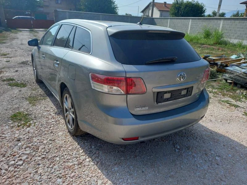 Toyota Avensis 2.0d4d, снимка 6 - Автомобили и джипове - 46560737