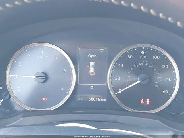 Lexus IS 300* KEYLESS* LED, снимка 8 - Автомобили и джипове - 53814649