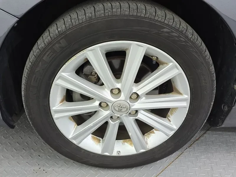 Toyota Camry 2.5 XLE, снимка 5 - Автомобили и джипове - 55046998